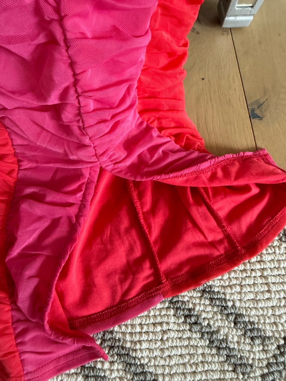NWT ASOS DESIGN - Pink and Red Ruched Bodycon Midi Dress - Picture 9 of 9
